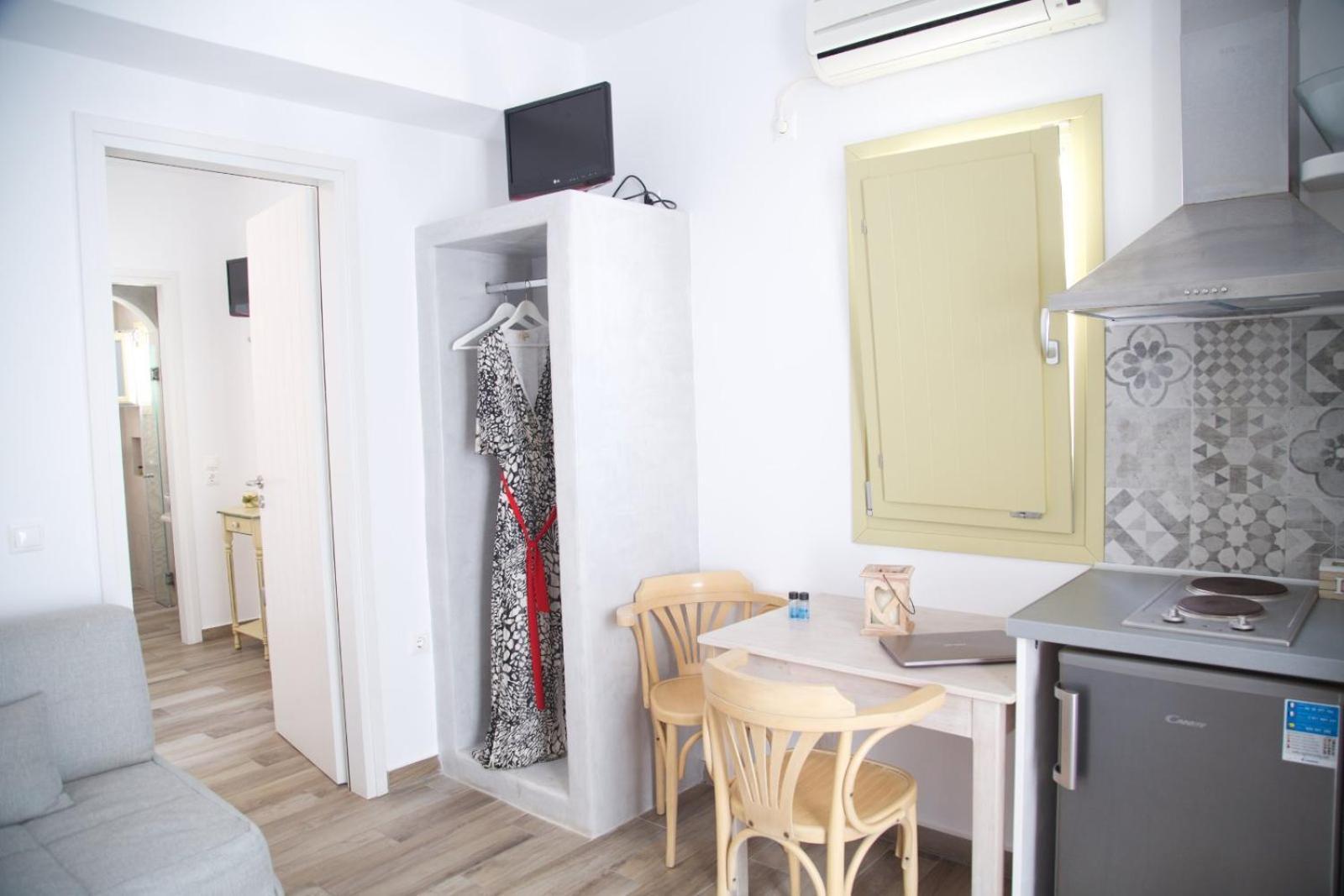 Diasino Apartments And Car Rental カタポラ 部屋 写真