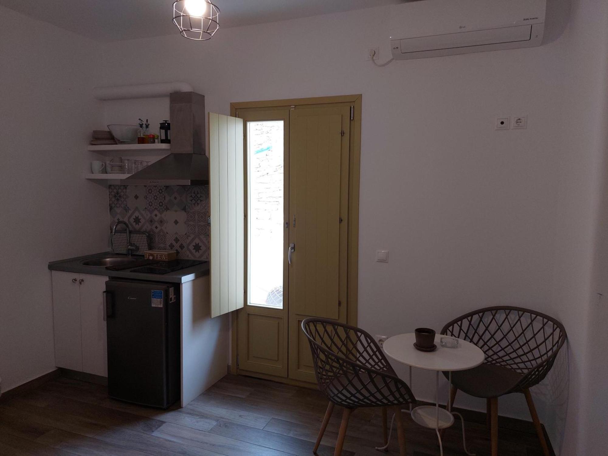 Diasino Apartments And Car Rental カタポラ エクステリア 写真
